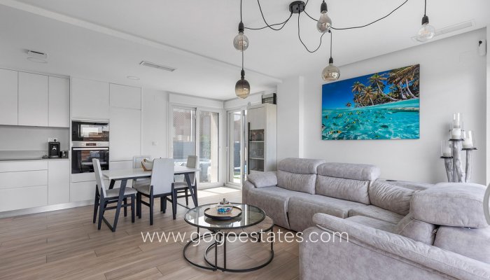 Te koop - Huis - Halfvrijstaande woning - Orihuela - Vista Bella Golf