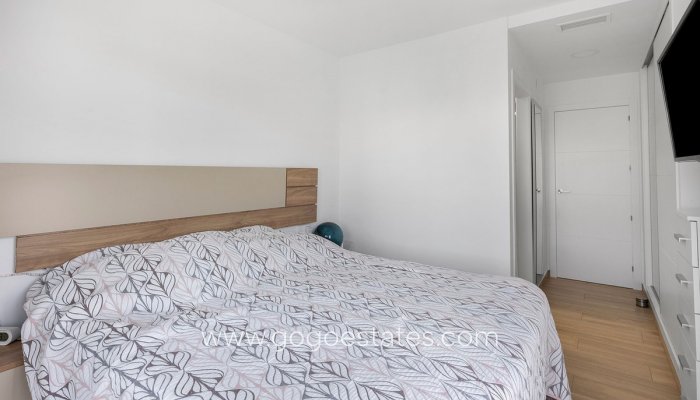 Te koop - Huis - Halfvrijstaande woning - Orihuela - Vista Bella Golf