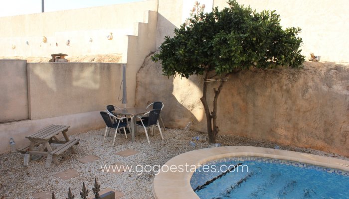 Te koop - Huis - Vrijstaande Villa - Orihuela - La Zenia