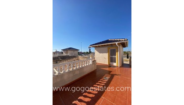 Te koop - Huis - Vrijstaande Villa - Orihuela - La Zenia