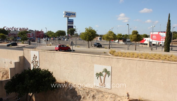 Te koop - Huis - Vrijstaande Villa - Orihuela - La Zenia