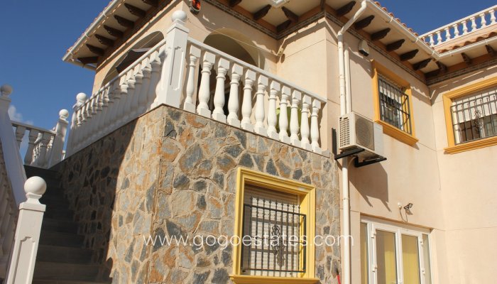 Te koop - Huis - Vrijstaande Villa - Orihuela - La Zenia