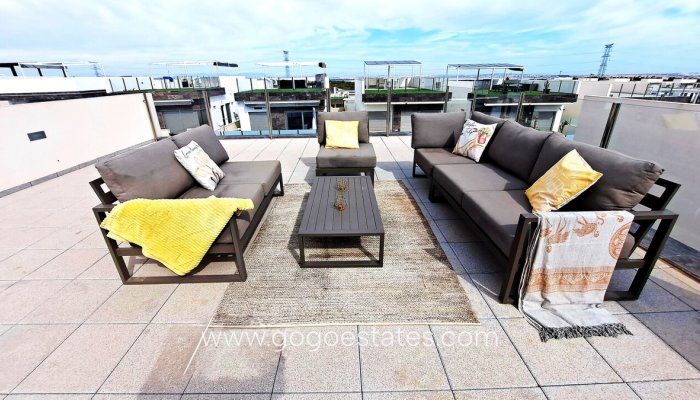 Te koop - Huis - Vrijstaande Villa - Orihuela - Villamartin