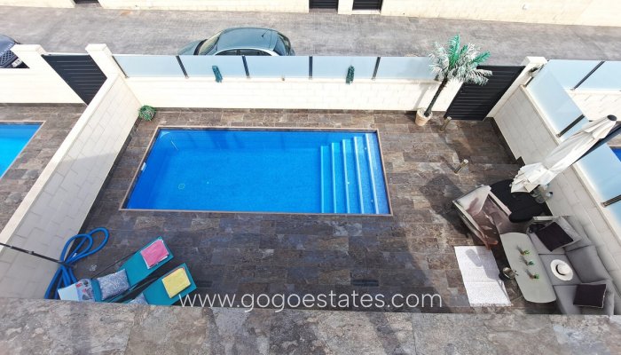 Te koop - Huis - Vrijstaande Villa - Orihuela - Villamartin