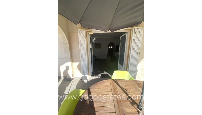 Te koop - Huis - Vrijstaande Villa - Orihuela - La Zenia