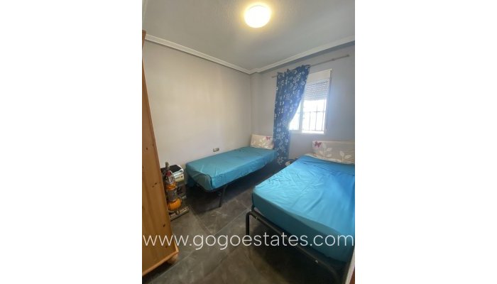 Te koop - Huis - Vrijstaande Villa - Orihuela - La Zenia