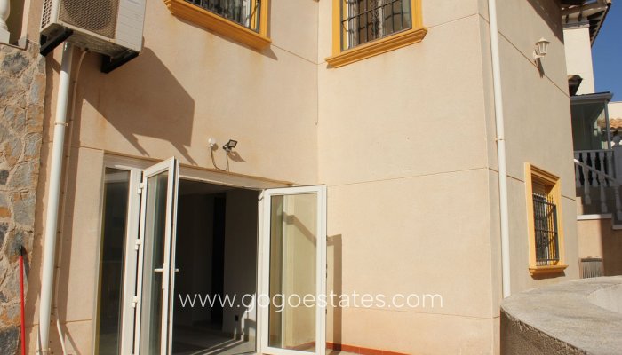 Te koop - Huis - Vrijstaande Villa - Orihuela - La Zenia