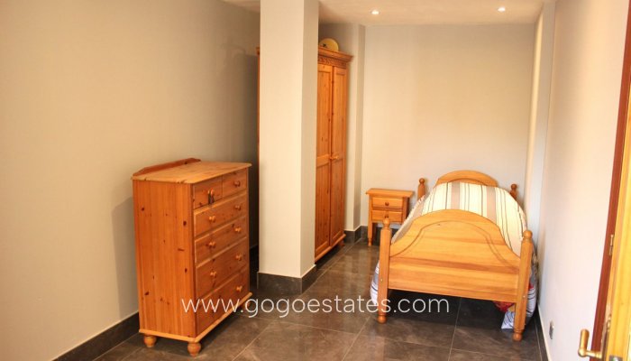 Te koop - Huis - Vrijstaande Villa - Orihuela - La Zenia