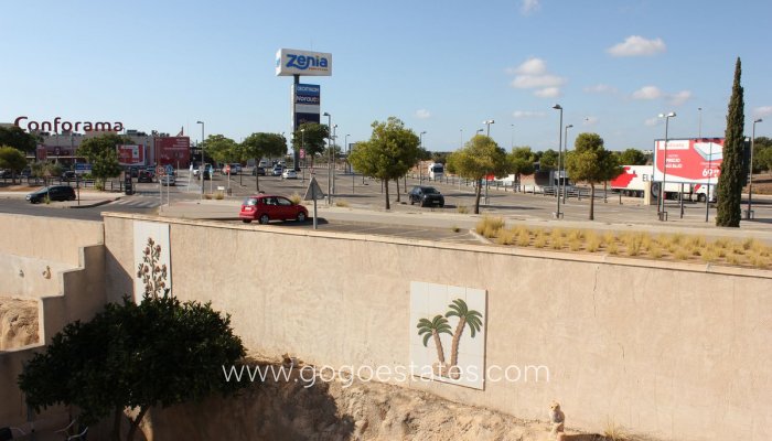 Te koop - Huis - Vrijstaande Villa - Orihuela - La Zenia