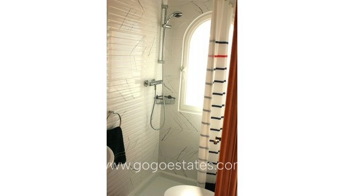 Te koop - Huis - Vrijstaande Villa - Orihuela - La Zenia