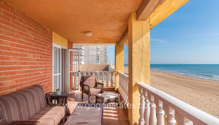 Te koop - Huis - Vrijstaande Villa - Guardamar del Segura - Guardamar del Segura Centro