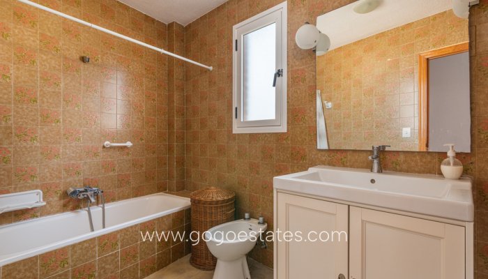 Te koop - Huis - Vrijstaande Villa - Guardamar del Segura - Guardamar del Segura Centro