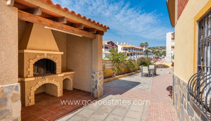 Te koop - Huis - Vrijstaande Villa - Guardamar del Segura - Guardamar del Segura Centro