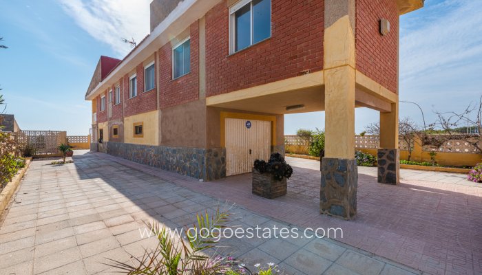 Te koop - Huis - Vrijstaande Villa - Guardamar del Segura - Guardamar del Segura Centro