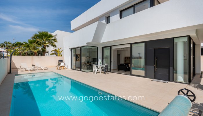 Te koop - Huis - Vrijstaande Villa - Rojales - Ciudad Quesada