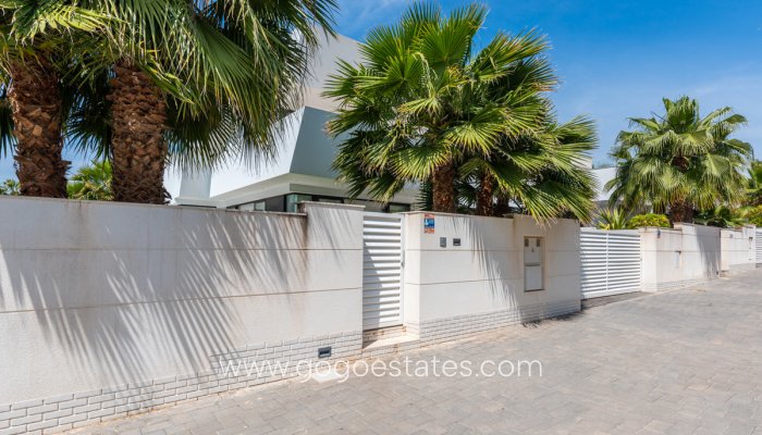 Te koop - Huis - Vrijstaande Villa - Rojales - Ciudad Quesada