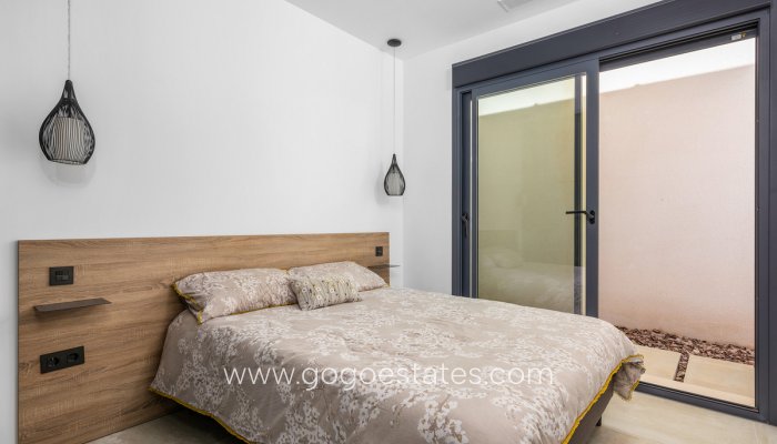 Te koop - Huis - Vrijstaande Villa - Rojales - Ciudad Quesada