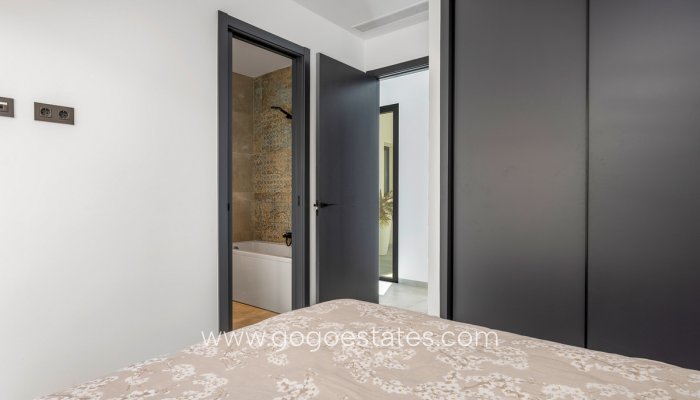 Te koop - Huis - Vrijstaande Villa - Rojales - Ciudad Quesada