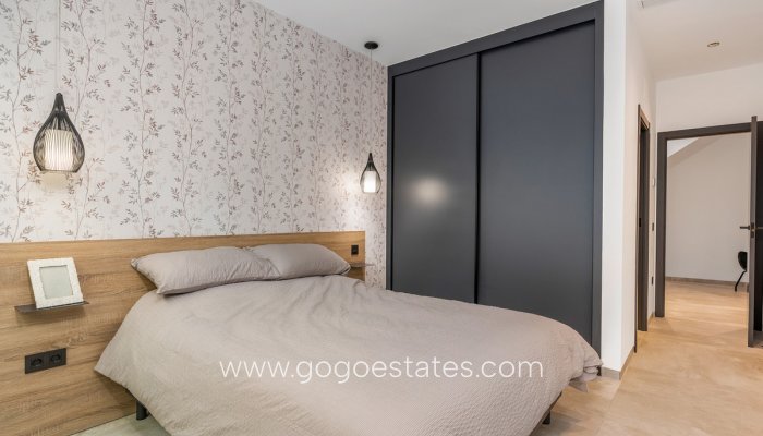 Te koop - Huis - Vrijstaande Villa - Rojales - Ciudad Quesada