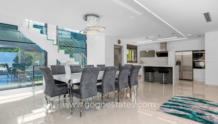 Te koop - Huis - Vrijstaande Villa - San Miguel De Salinas - San Miguel de Salinas Centro