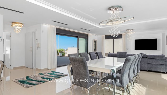 Te koop - Huis - Vrijstaande Villa - San Miguel De Salinas - San Miguel de Salinas Centro