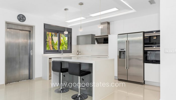 Te koop - Huis - Vrijstaande Villa - San Miguel De Salinas - San Miguel de Salinas Centro