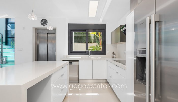 Te koop - Huis - Vrijstaande Villa - San Miguel De Salinas - San Miguel de Salinas Centro