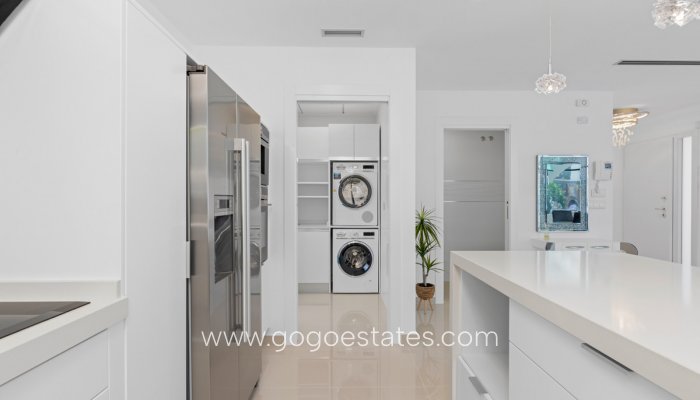 Te koop - Huis - Vrijstaande Villa - San Miguel De Salinas - San Miguel de Salinas Centro