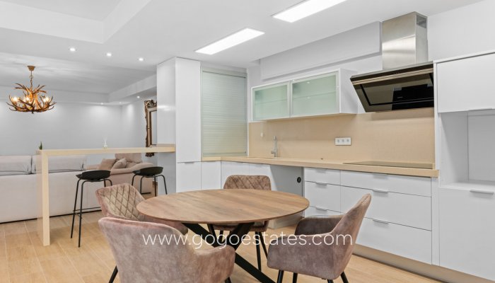 Te koop - Huis - Vrijstaande Villa - San Miguel De Salinas - San Miguel de Salinas Centro