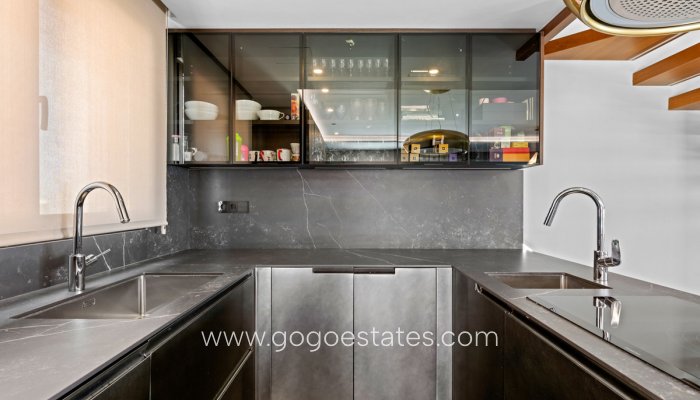 Te koop - Huis - Stadswoning - Guardamar del Segura - Guardamar del Segura Centro