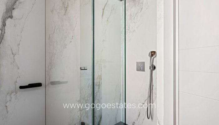 Te koop - Huis - Stadswoning - Guardamar del Segura - Guardamar del Segura Centro