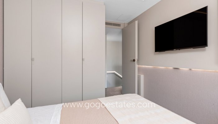 Te koop - Huis - Stadswoning - Guardamar del Segura - Guardamar del Segura Centro