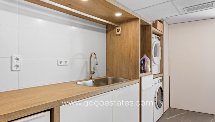 Te koop - Huis - Stadswoning - Guardamar del Segura - Guardamar del Segura Centro