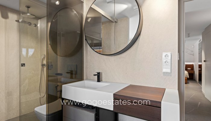 Te koop - Huis - Stadswoning - Guardamar del Segura - Guardamar del Segura Centro