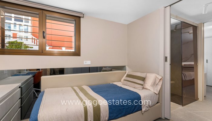 Te koop - Huis - Stadswoning - Guardamar del Segura - Guardamar del Segura Centro