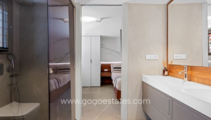 Te koop - Huis - Stadswoning - Guardamar del Segura - Guardamar del Segura Centro