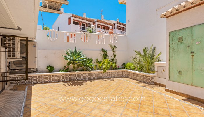 Te koop - Huis - Stadswoning - Guardamar del Segura - Guardamar del Segura Centro