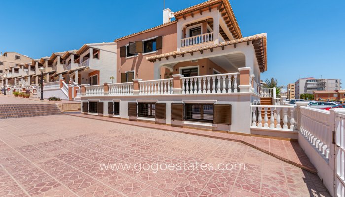 Te koop - Huis - Stadswoning - Guardamar del Segura - Guardamar del Segura Centro