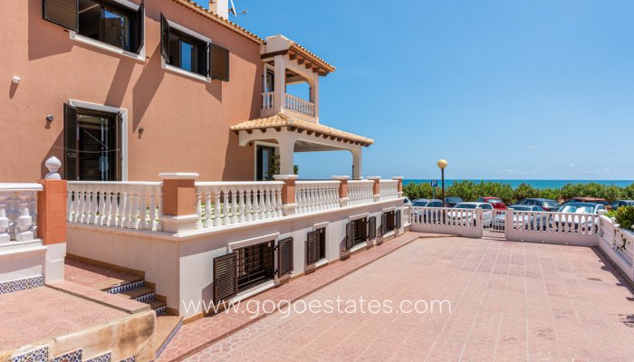 Te koop - Huis - Stadswoning - Guardamar del Segura - Guardamar del Segura Centro