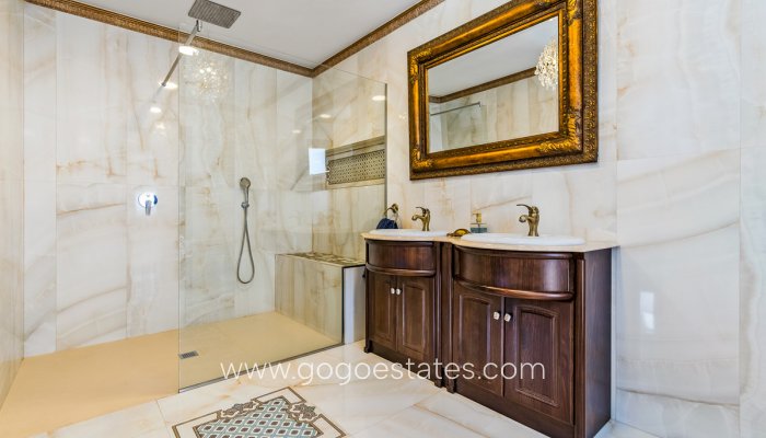 Te koop - Huis - Vrijstaande Villa - Rojales - Ciudad Quesada