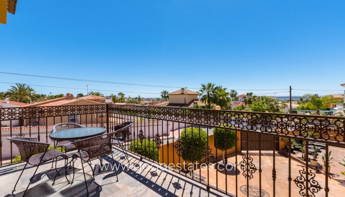 Te koop - Huis - Vrijstaande Villa - Rojales - Ciudad Quesada