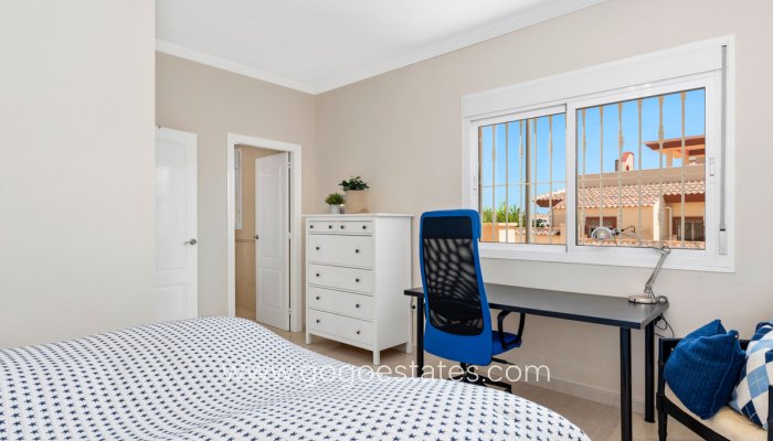 Te koop - Huis - Vrijstaande Villa - Rojales - Ciudad Quesada