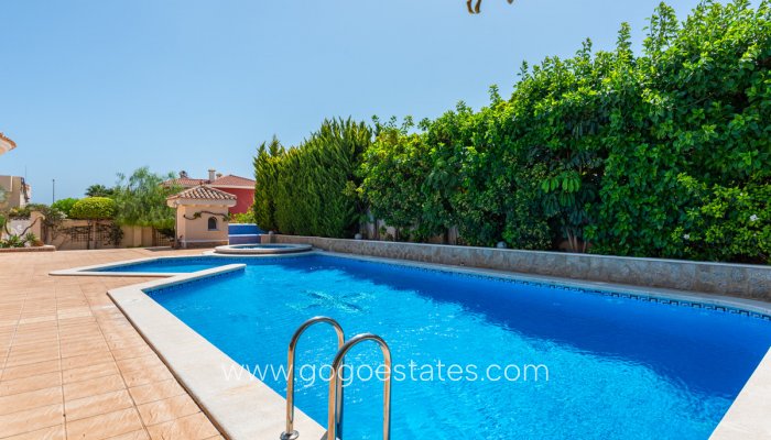 Te koop - Huis - Vrijstaande Villa - Rojales - Ciudad Quesada