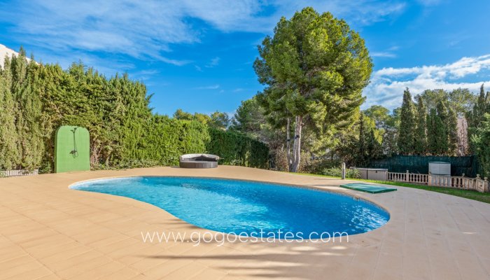 Te koop - Huis - Vrijstaande Villa - Orihuela - Los Balcones