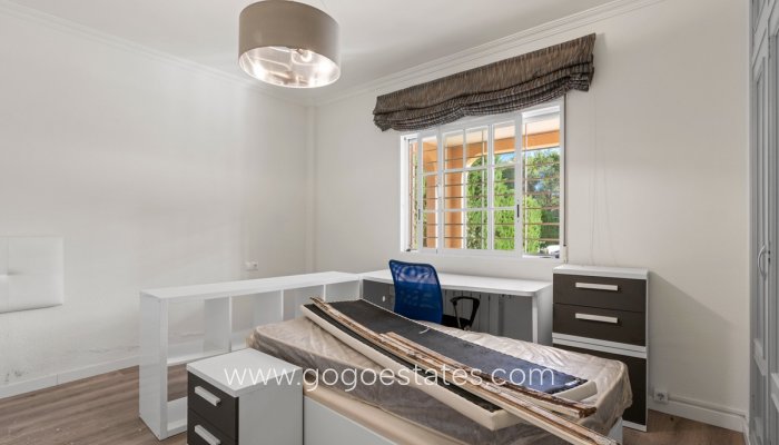 Te koop - Huis - Vrijstaande Villa - Orihuela - Los Balcones