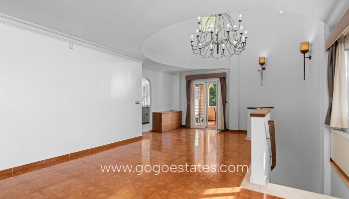 Te koop - Huis - Vrijstaande Villa - Orihuela - Los Balcones