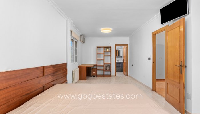 Te koop - Huis - Vrijstaande Villa - Orihuela - Los Balcones