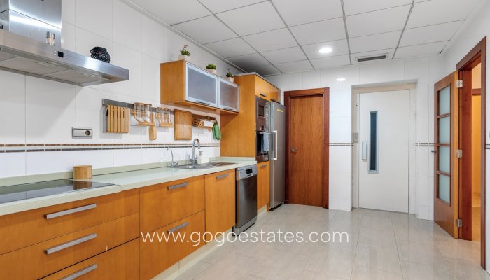 Te koop - Huis - Stadswoning - Guardamar del Segura - Guardamar del Segura Centro