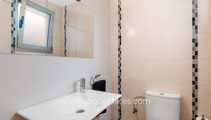 Te koop - Huis - Stadswoning - Guardamar del Segura - Guardamar del Segura Centro