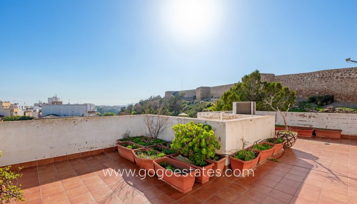 Te koop - Huis - Stadswoning - Guardamar del Segura - Guardamar del Segura Centro